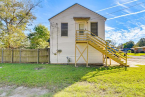 Near Sabine Lake Pet-Friendly Apt in Port Arthur